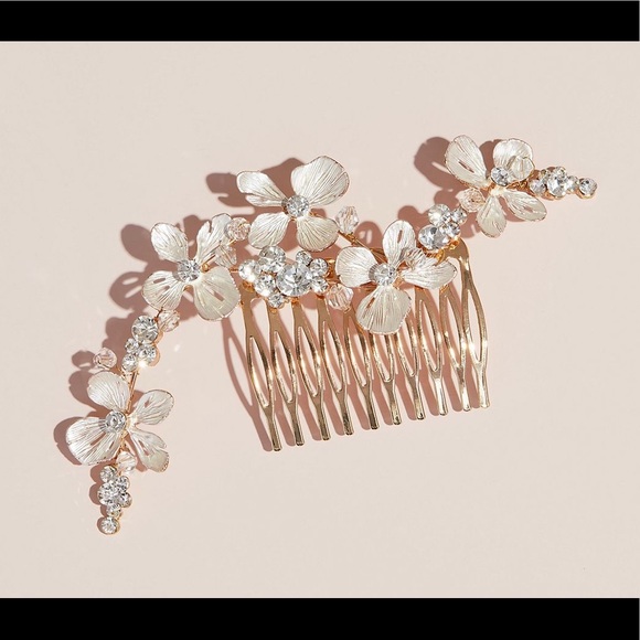 David's Bridal Accessories - BRAND NEW flower and crystal gold bridal hair comb